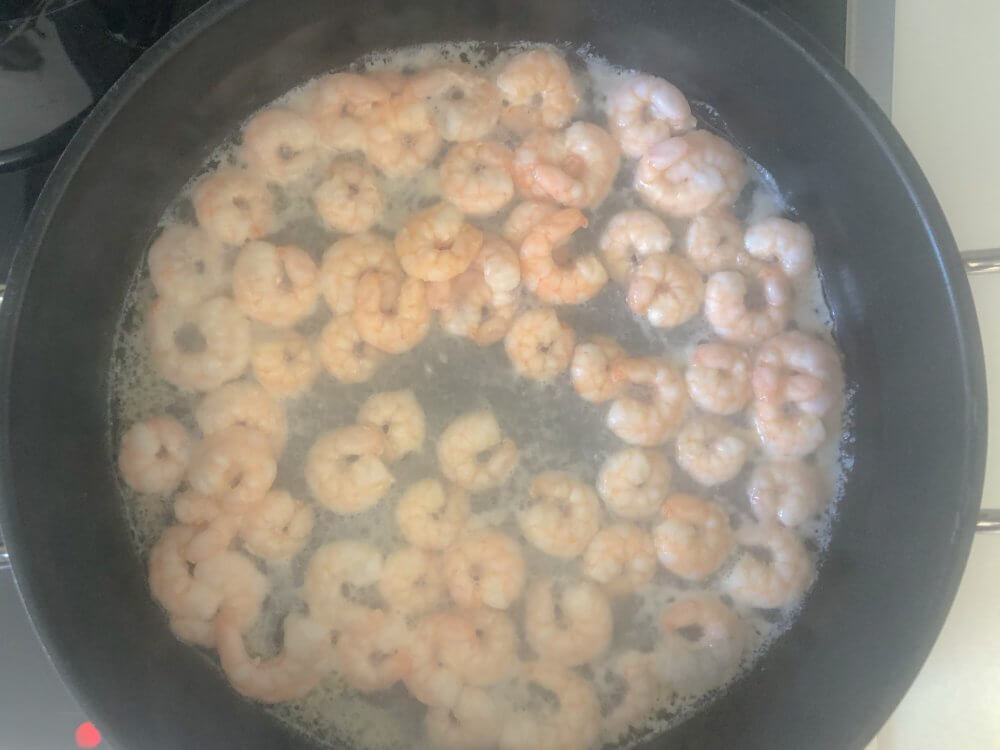 Shrimp Pasta with Pesto Sauce