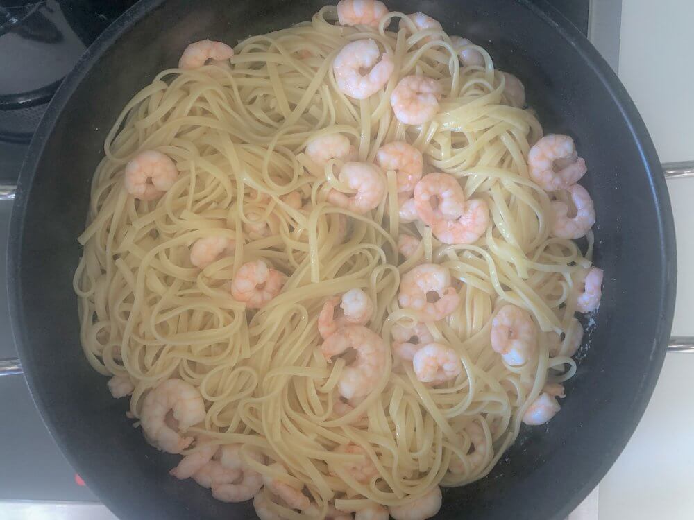 Shrimp Pasta with Pesto Sauce